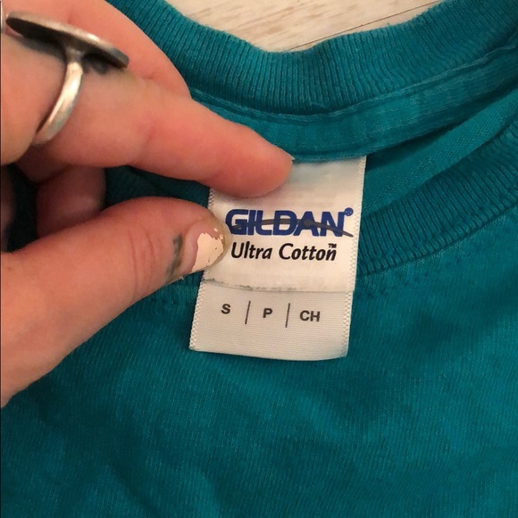 Weird vintage crop tee - Picture 2 of 3